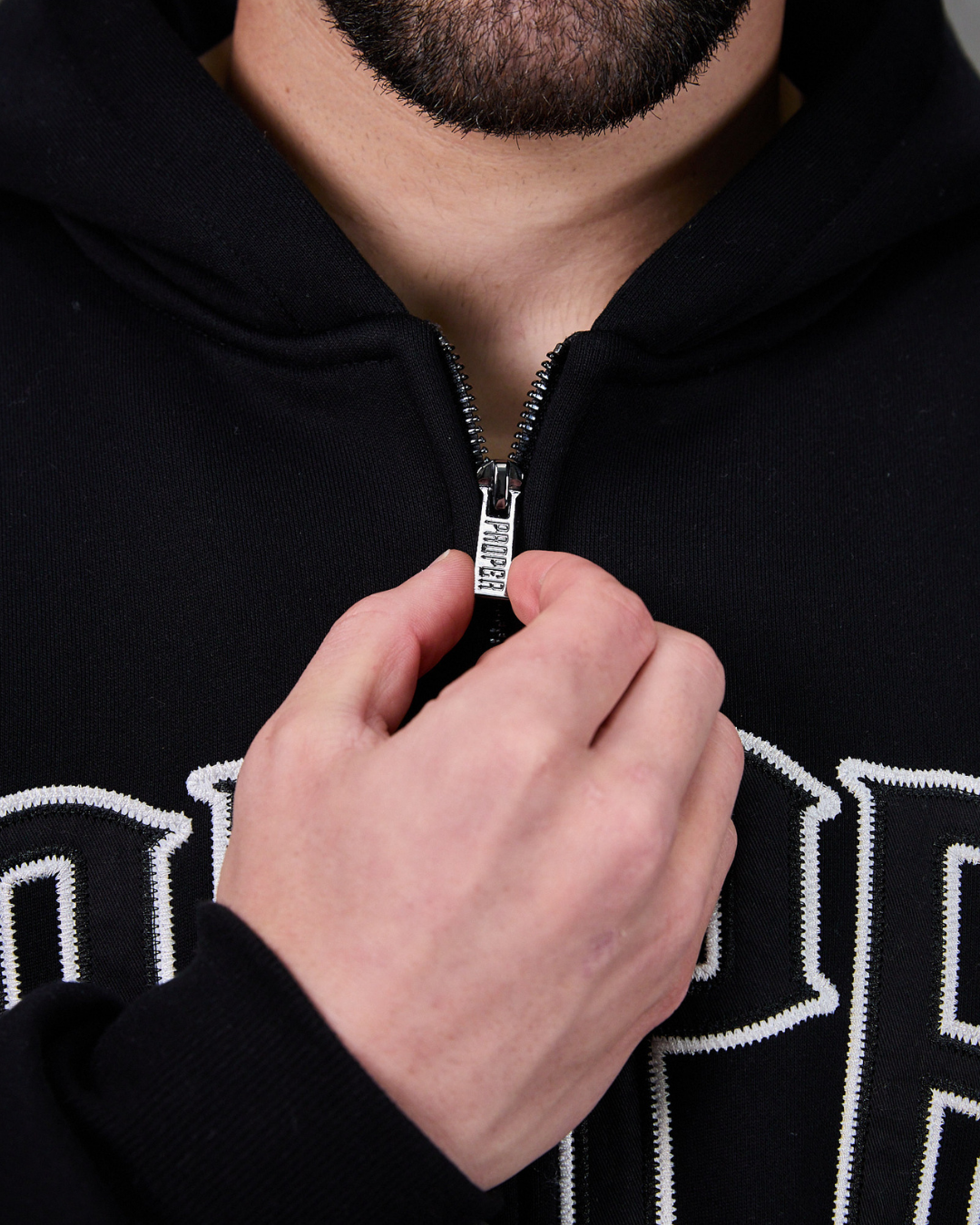PROPER TARGET ZIP UP JACKET BLACK