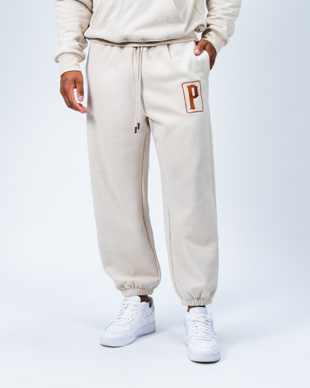 PRO TRACKPANTS SAND