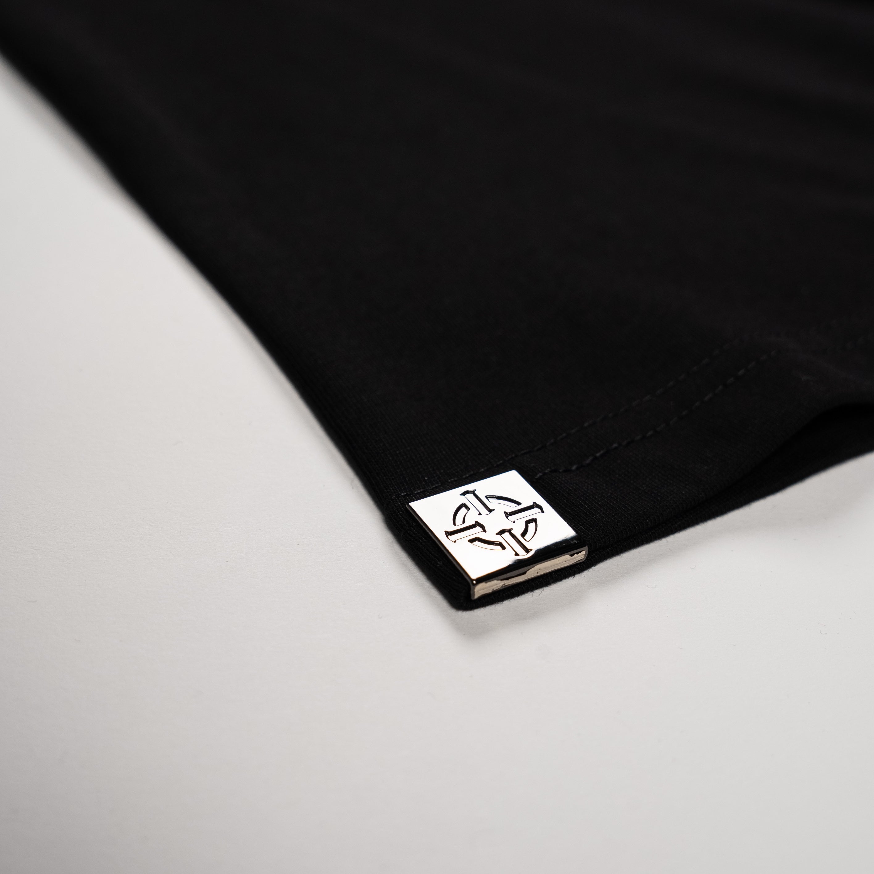 PROPER OG FITTED TEE BLACK/WHITE