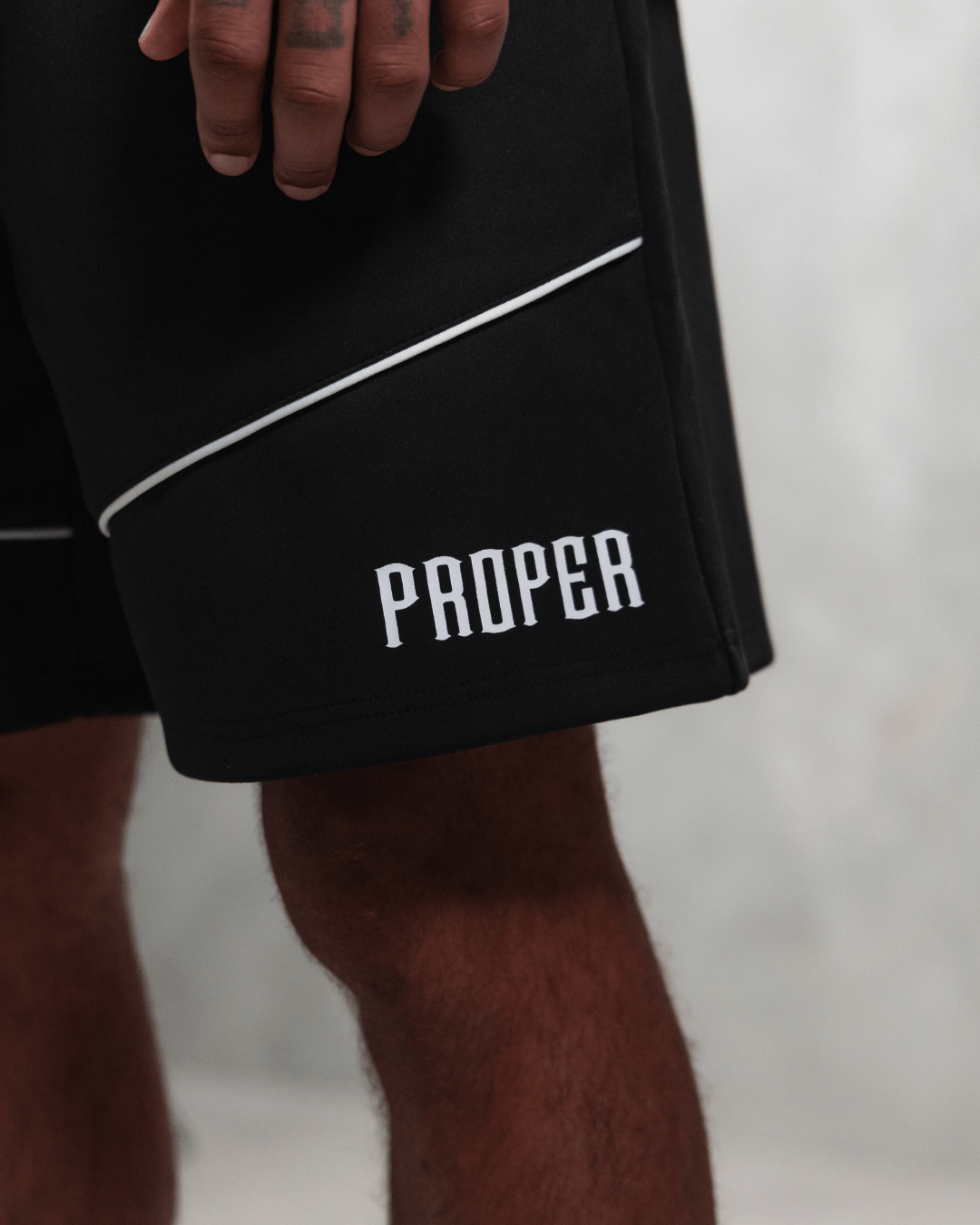 APEX SHORTS BLACK - Proper Streetwear