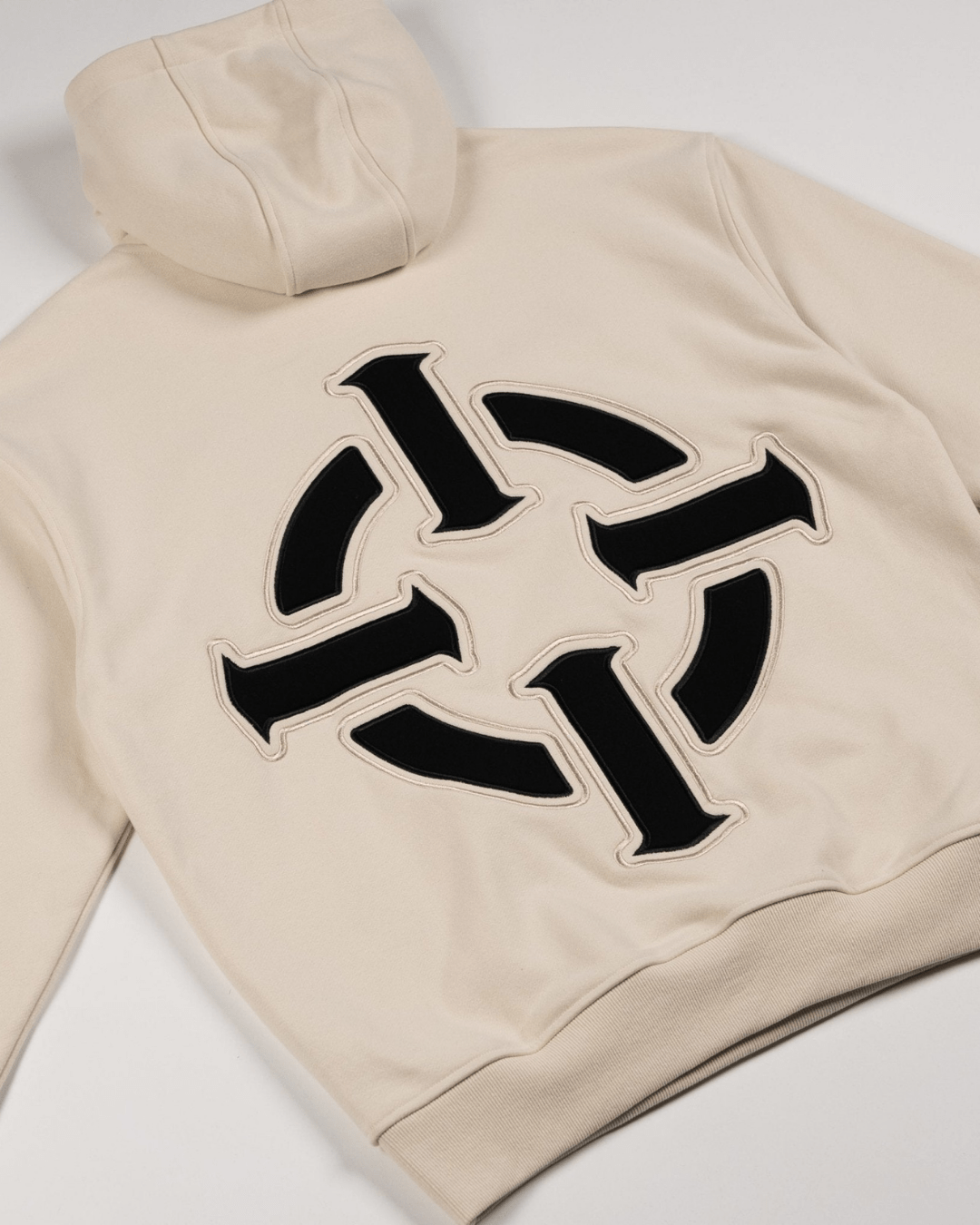 PROPER TARGET HOODIE STONE/BLACK - Proper Streetwear