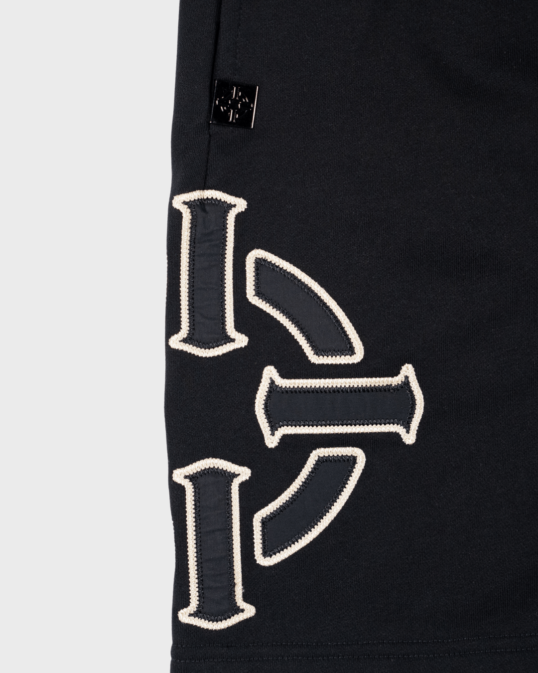 PROPER TARGET SHORTS BLACK/WHITE - Proper Streetwear