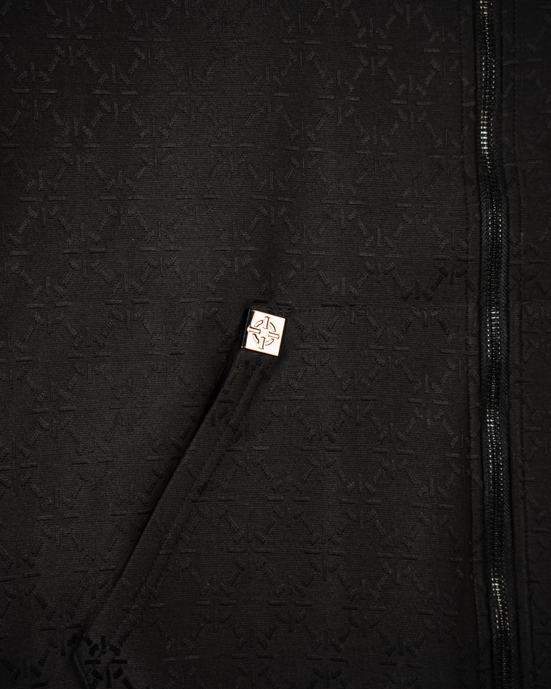 PHANTOM ZIP UP JACKET BLACK