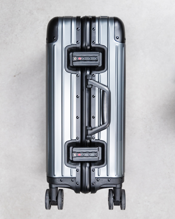 PROPER OFFSET CABIN SUITCASE
