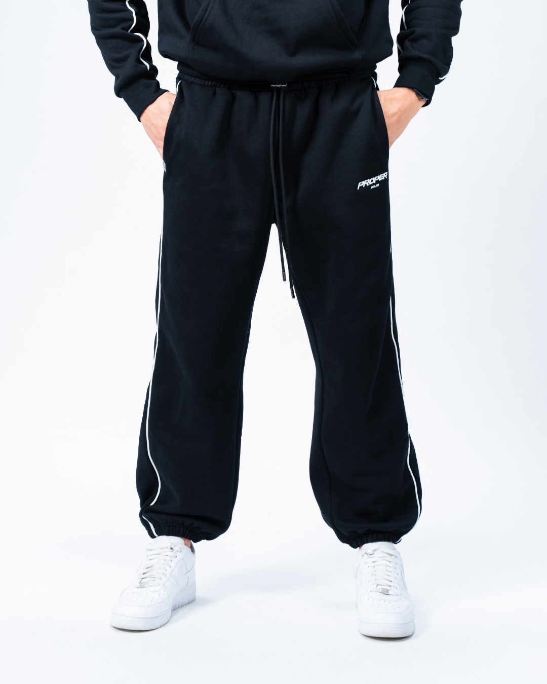 CLUB TRACKPANTS BLACK/WHITE