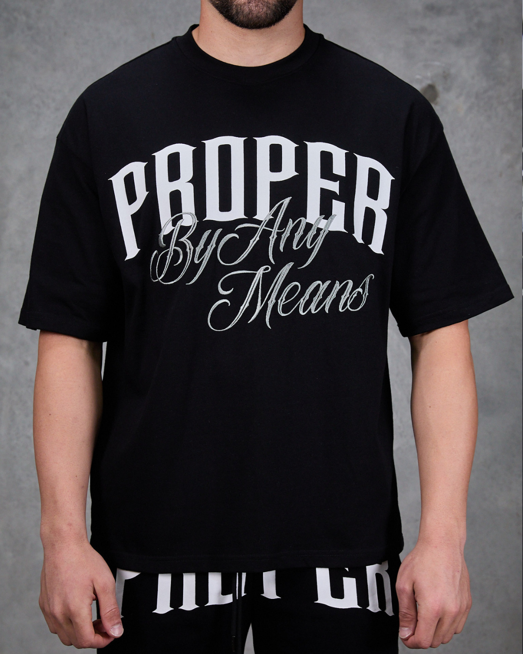 PROPER MOTIVE OVERSIZED TEE BLACK