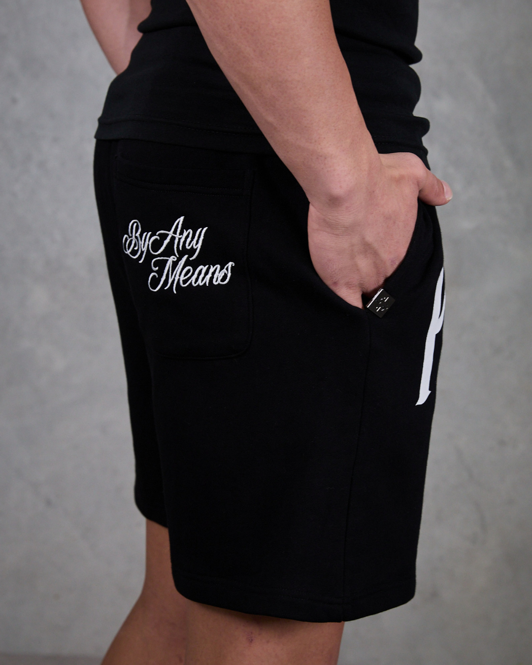 PROPER MOTIVE SHORTS BLACK