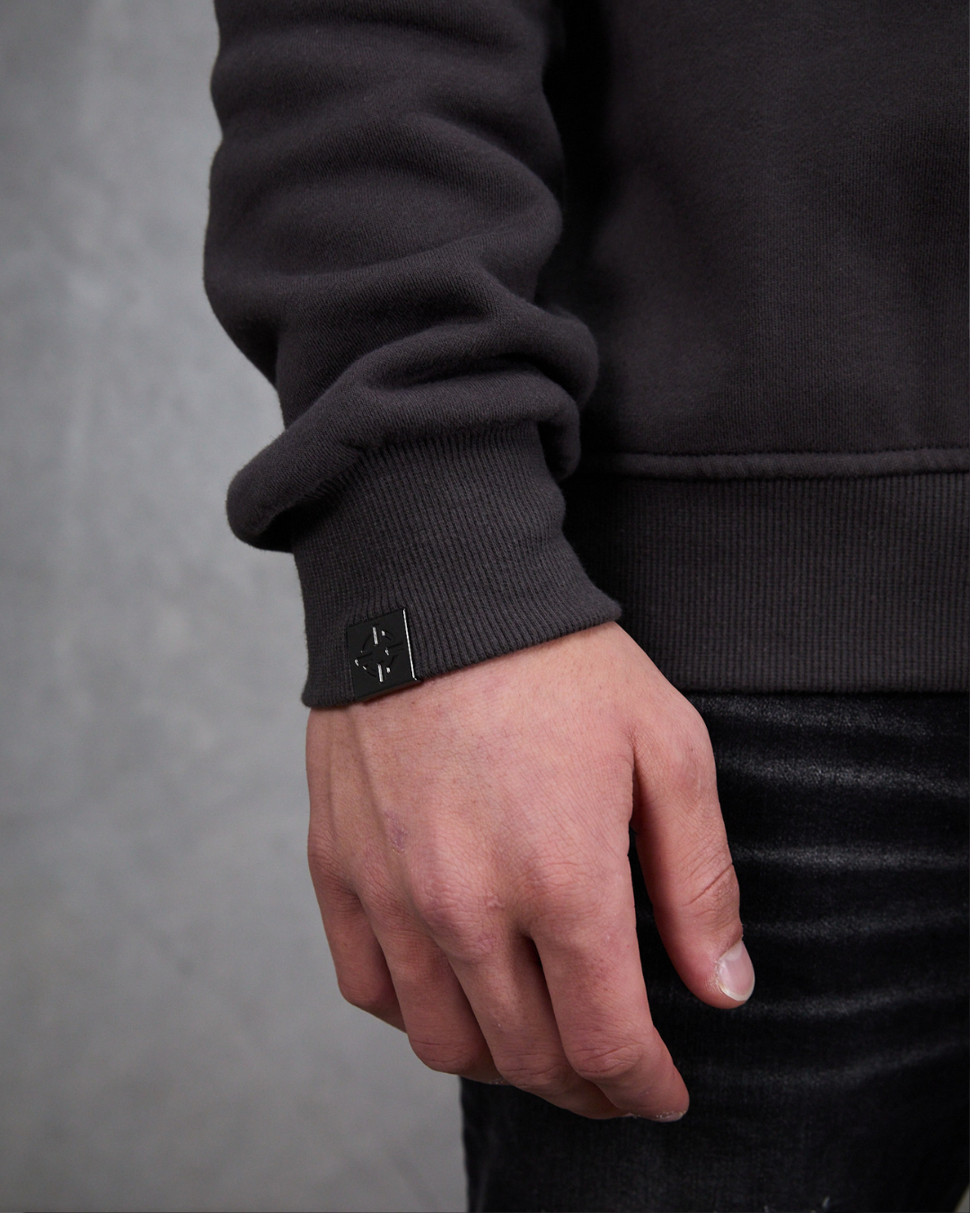 PROPER SIGNATURE QUARTER ZIP CREW CHARCOAL