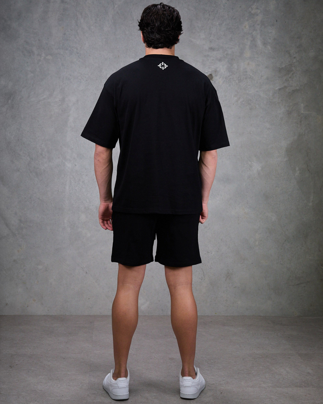 PROPER MOTIVE OVERSIZED TEE BLACK
