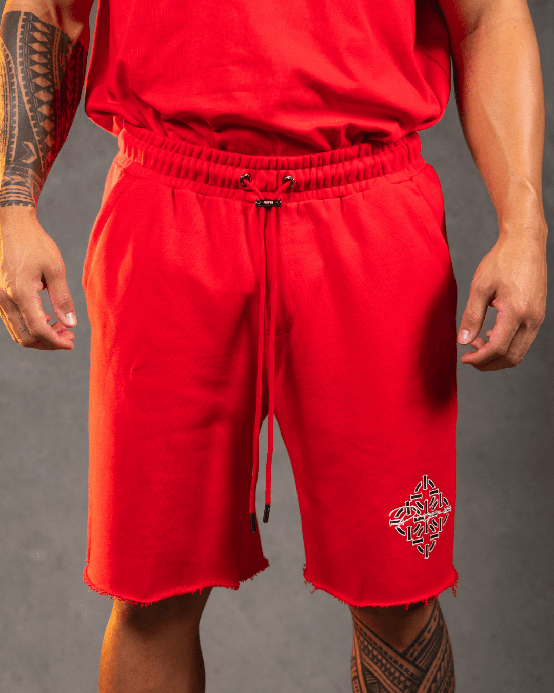 DIAMOND SCRIPT DISTRESSED SHORTS RED/BLACK - Proper Streetwear