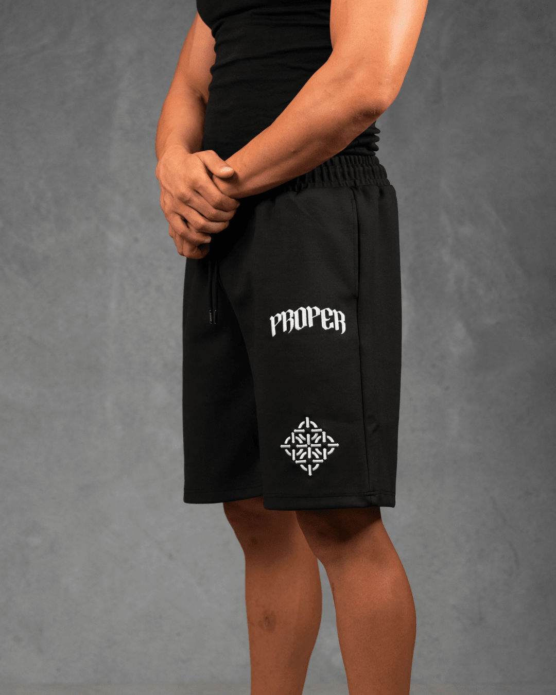DIAMOND SHORTS BLACK - Proper Streetwear