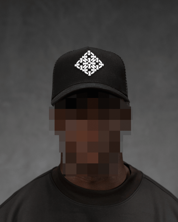 DIAMOND TRUCKER CAP BLACK - Proper Streetwear