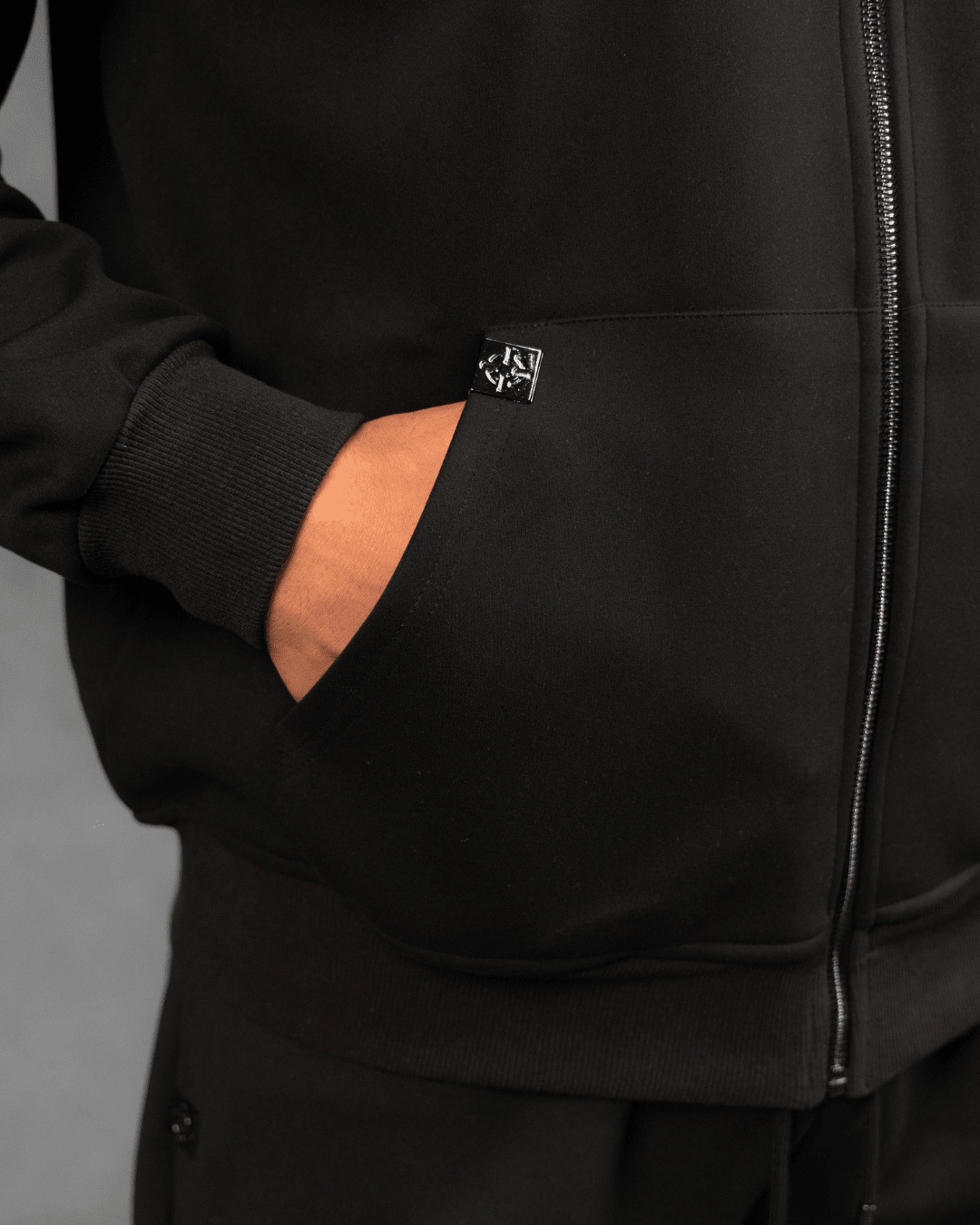 DIAMOND ZIP UP JACKET BLACK - Proper Streetwear